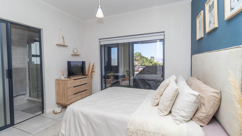 2 Bedroom Property for Sale in De Zicht Estate Western Cape